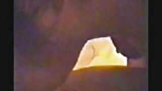 رایلی لباس خواب سکسی توری رایس، مشاور مالی، سپرده درد را به الاغ و دهانش می پذیرد